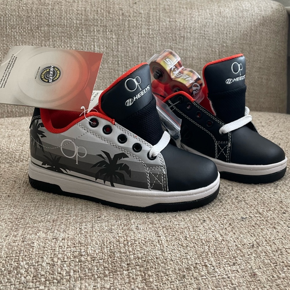 Heelys size 1Youth Black Orange & White